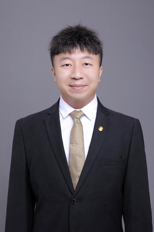 王宇博 房產(chǎn)經(jīng)紀(jì)行業(yè)的專業(yè)守護(hù)者與創(chuàng)新先鋒